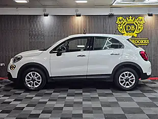 Used 2018 Fiat 500x Urban White - Interior and Exterior details 6