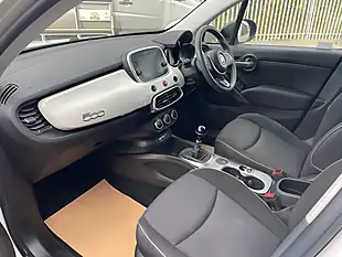 Used 2018 Fiat 500X Urban White - Interior and Exterior details 14