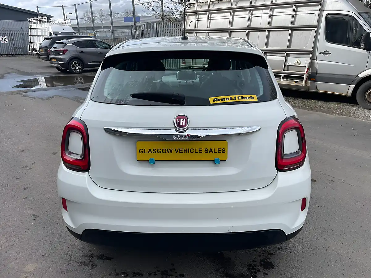 Used 2018 Fiat 500X Urban White - Interior and Exterior details 5