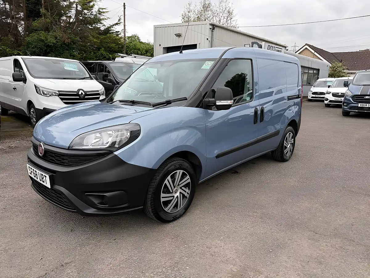 Used 2018 Fiat Doblo Panel Van L1 H1 Blue - Interior and Exterior details 10