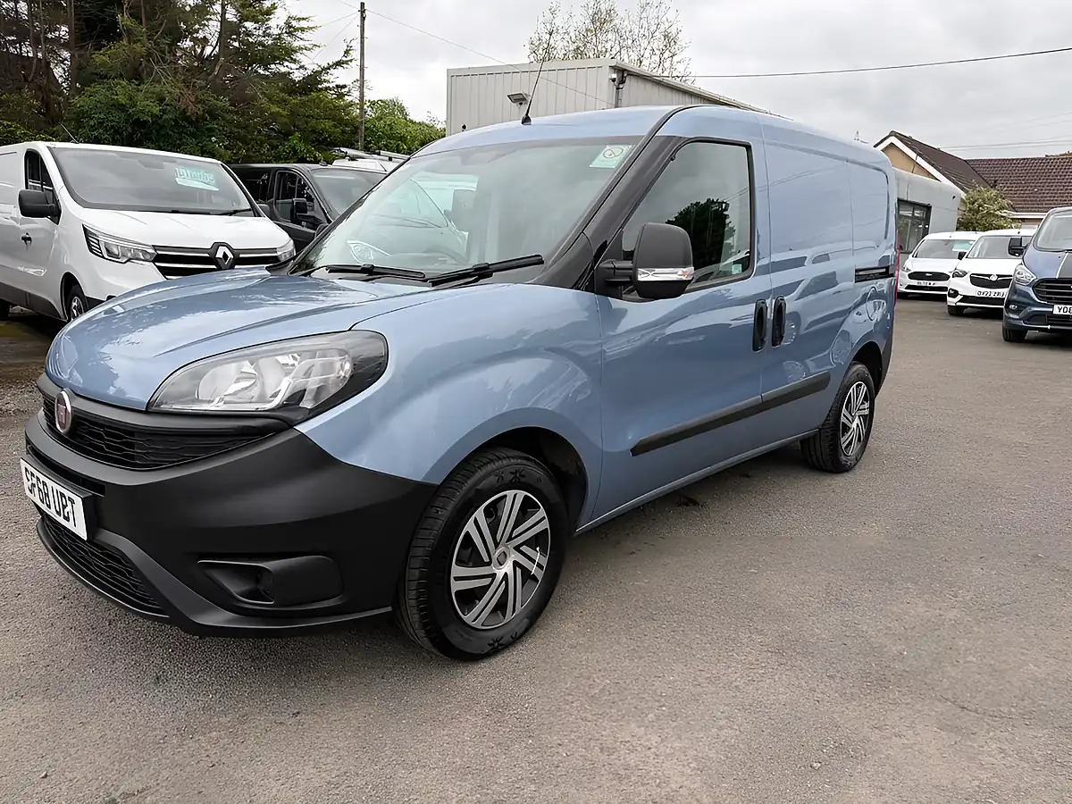 Used 2018 Fiat Doblo Panel Van L1 H1 Blue - Interior and Exterior details 11