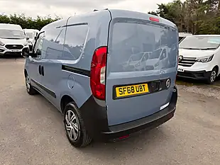 Used 2018 Fiat Doblo Panel Van L1 H1 Blue - Interior and Exterior details 17