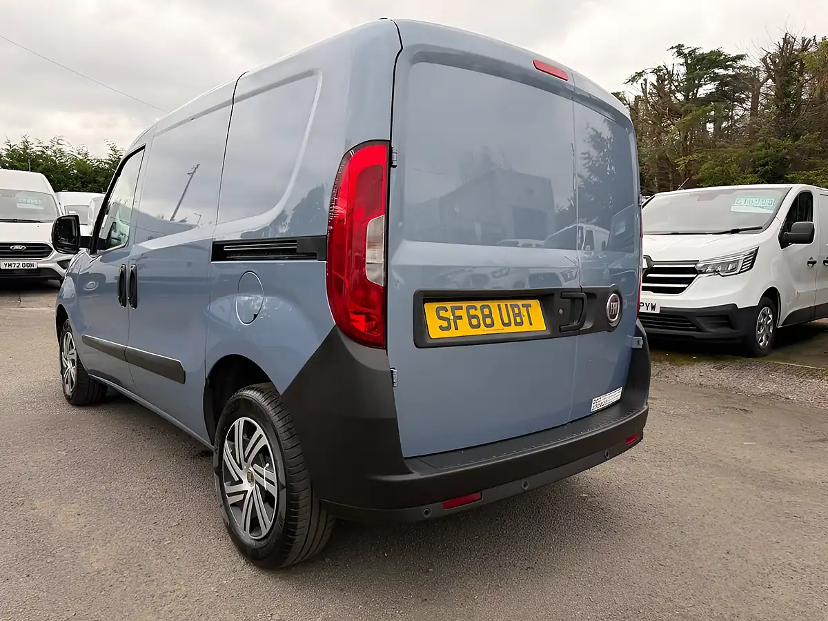 Used 2018 Fiat Doblo Panel Van L1 H1 Blue - Interior and Exterior details 18