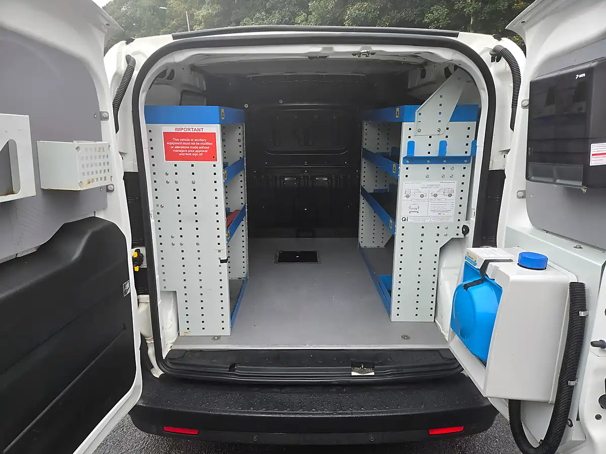 Used 2018 Fiat Doblo Sx White - Interior and Exterior details 10