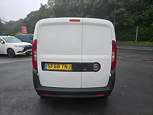 Used 2018 Fiat Doblo Sx White - Interior and Exterior details 9
