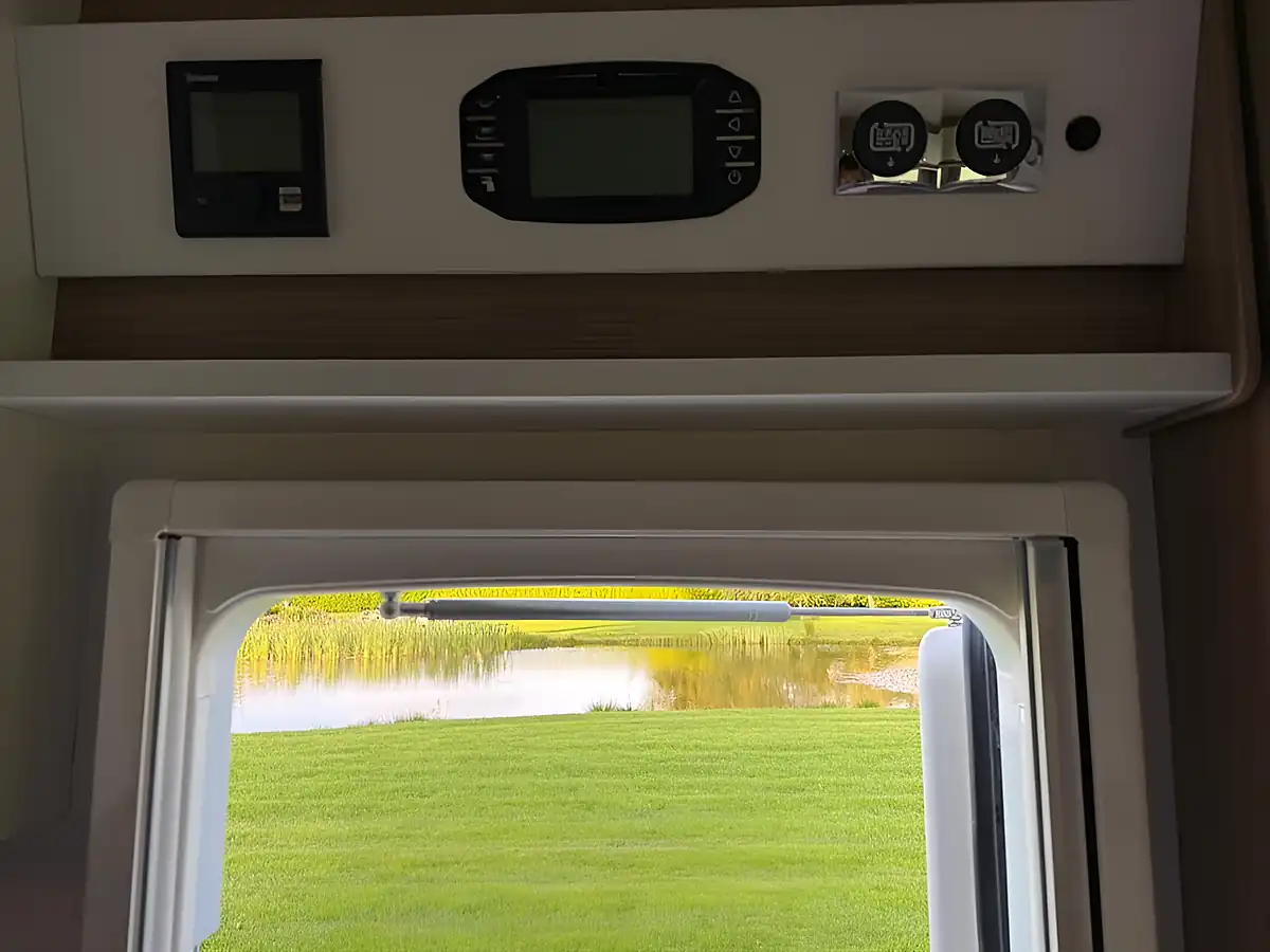 Used 2018 Fiat Ducato 35 C/C White - Interior and Exterior details 18
