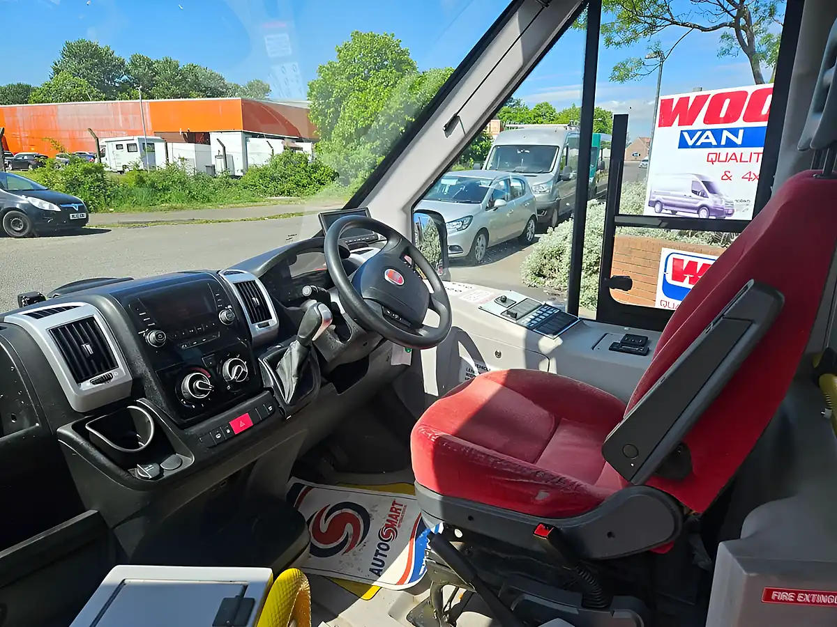 Used 2018 Fiat Ducato 42 Lwb Bus White - Interior and Exterior details 11