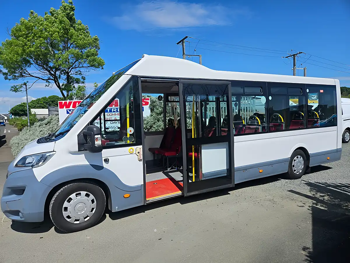Used 2018 Fiat Ducato 42 Lwb Bus White - Interior and Exterior details 5