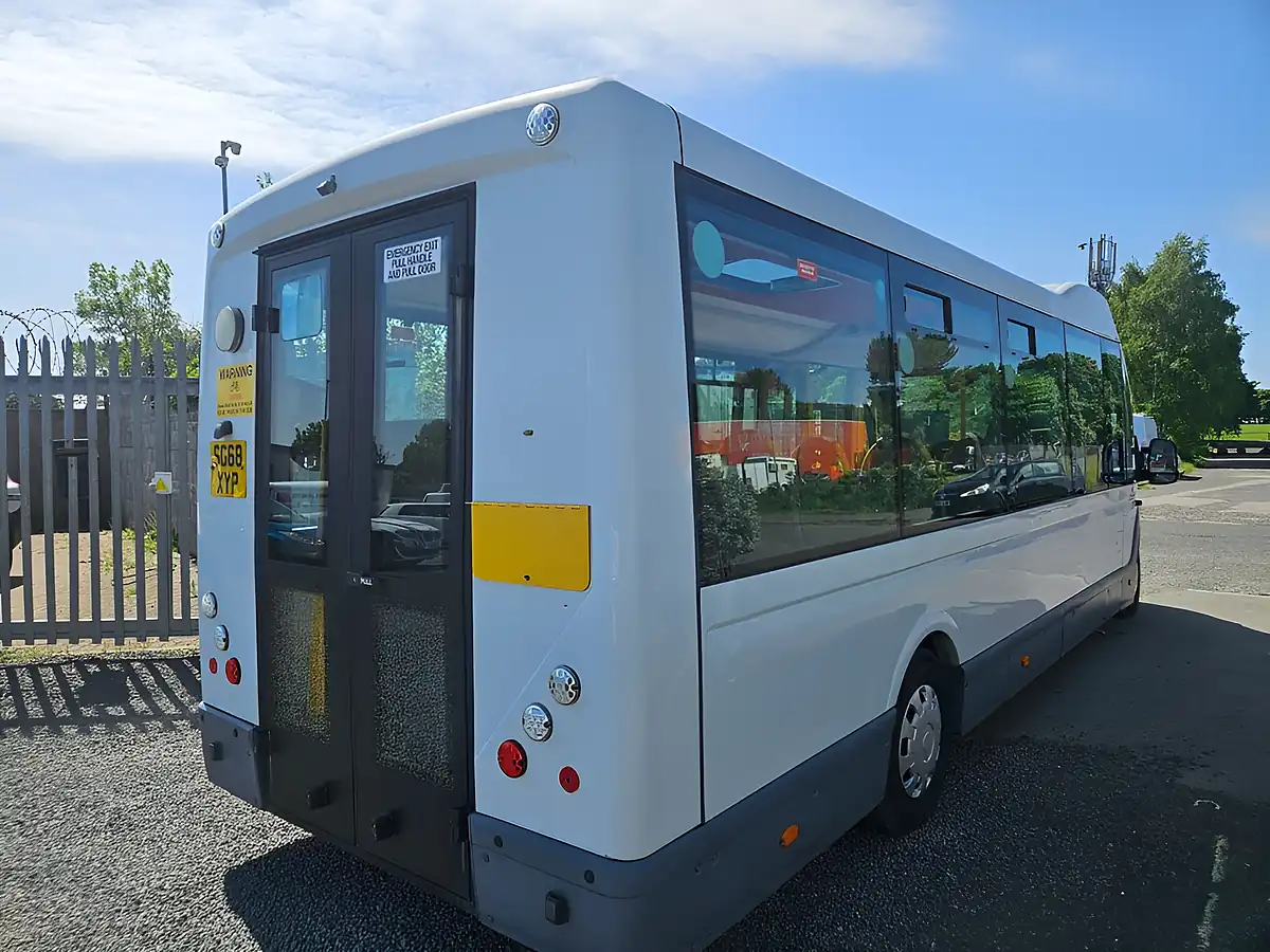 Used 2018 Fiat Ducato 42 Lwb Bus White - Interior and Exterior details 8