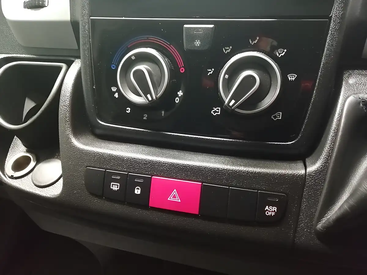 Used 2018 Fiat Ducato Comfort-Matic S H1 Grey - Interior and Exterior details 14