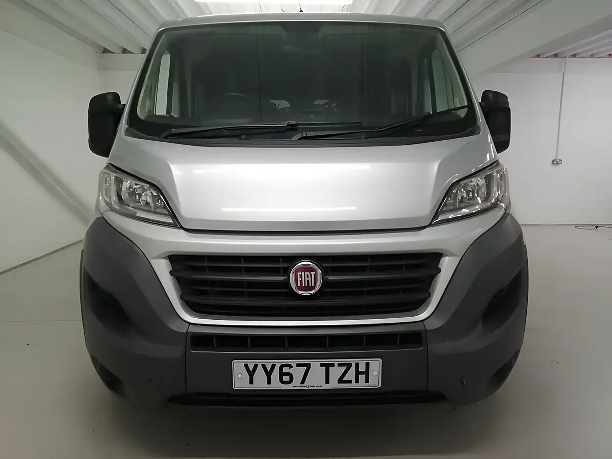 Used 2018 Fiat Ducato Comfort-Matic S H1 Grey - Interior and Exterior details 5