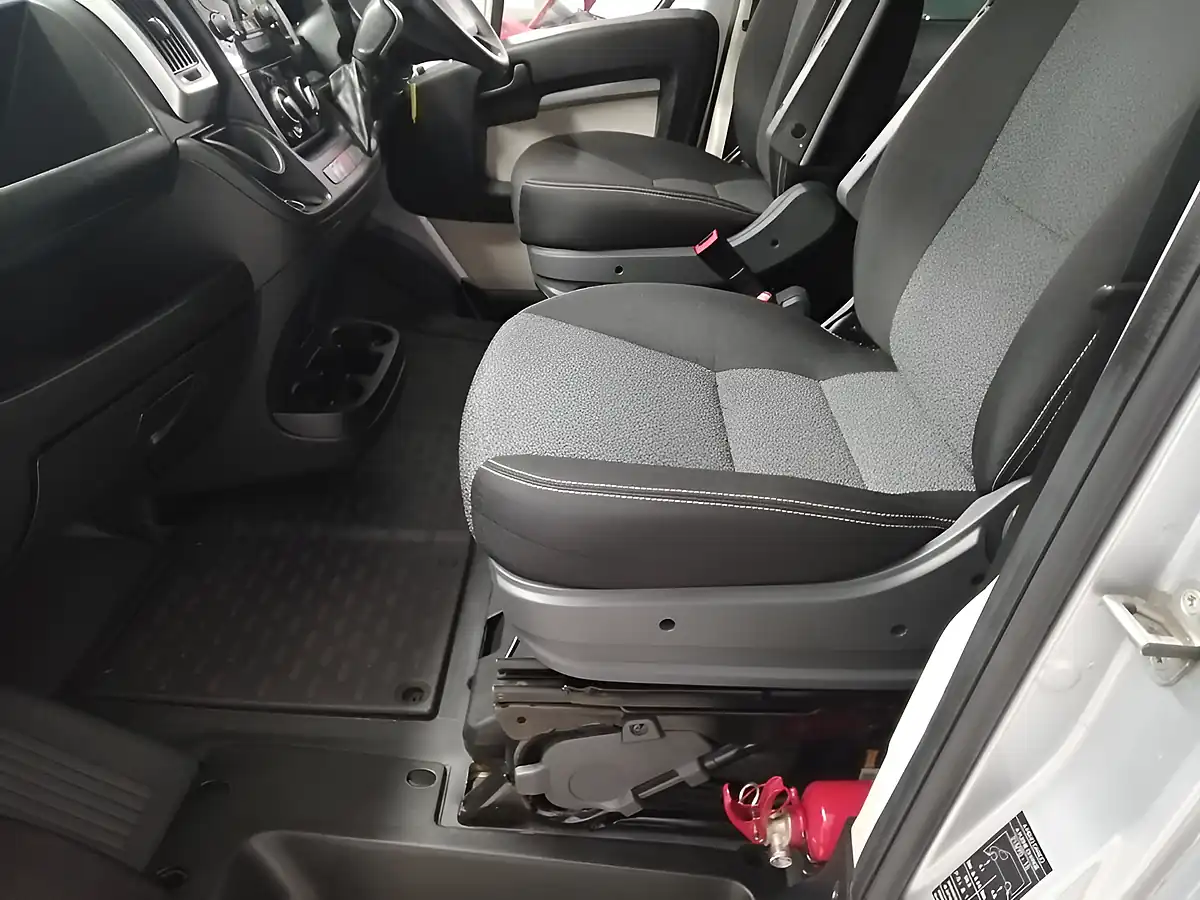 Used 2018 Fiat Ducato Comfort-Matic S H1 Grey - Interior and Exterior details 8