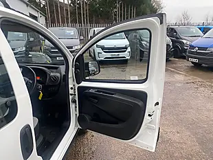 Used 2018 Fiat Fiorino Adventure White - Interior and Exterior details 16