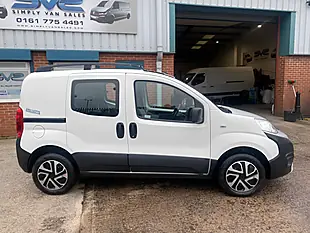 Used 2018 Fiat Fiorino Adventure White - Interior and Exterior details 19