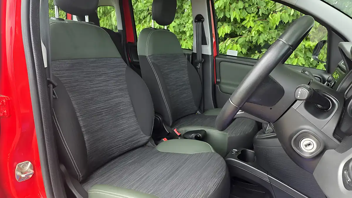 Used 2018 Fiat Panda 4X4 Red - Interior and Exterior details 10