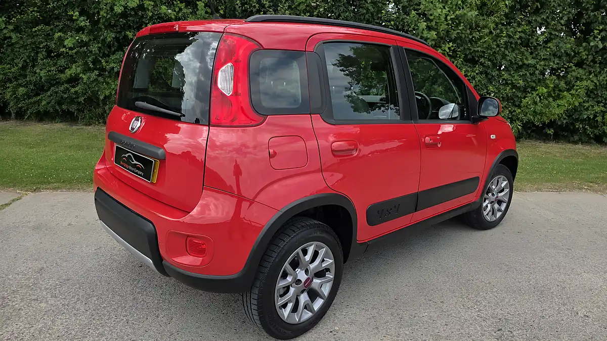 Used 2018 Fiat Panda 4X4 Red - Interior and Exterior details 5