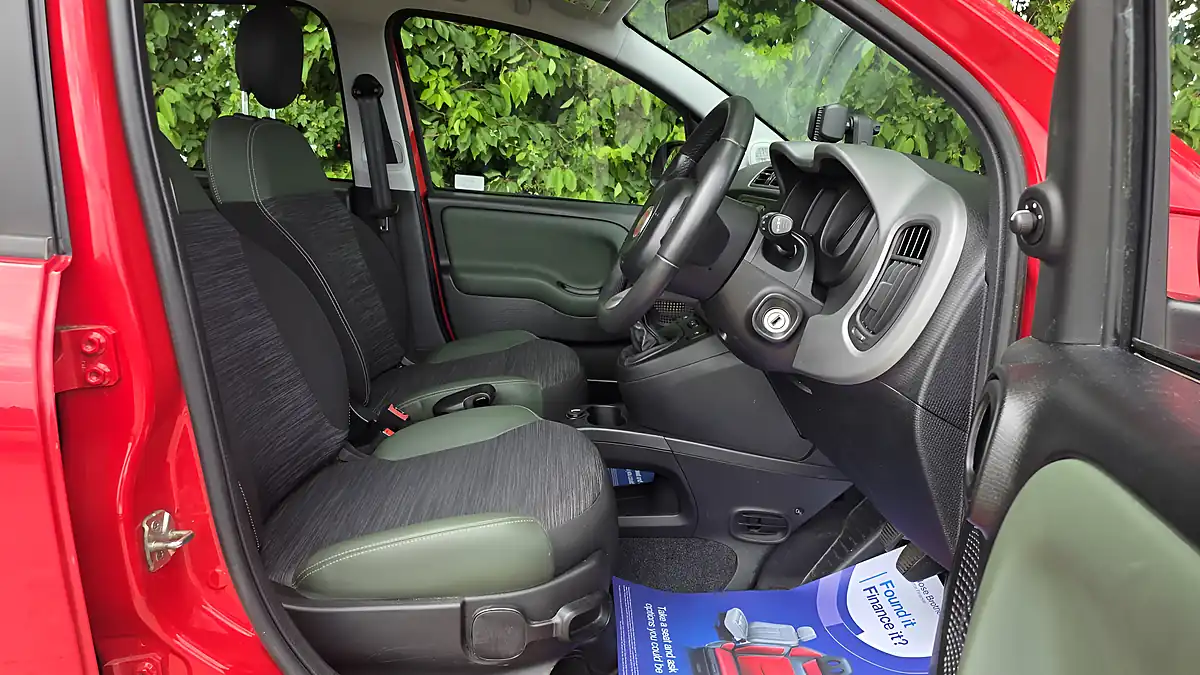 Used 2018 Fiat Panda 4X4 Red - Interior and Exterior details 9