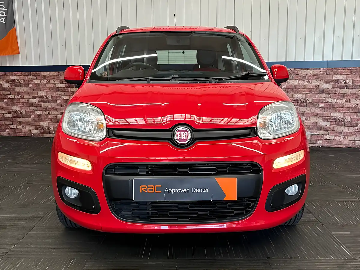 Used 2018 Fiat Panda Lounge Tango Red - Interior and Exterior details 12