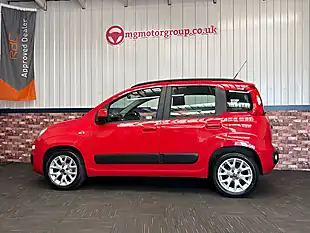 Used 2018 Fiat Panda Lounge Tango Red - Interior and Exterior details 14