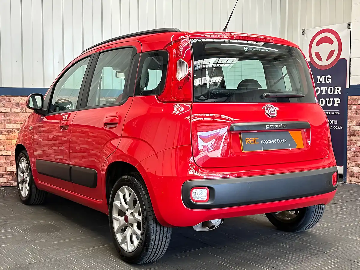 Used 2018 Fiat Panda Lounge Tango Red - Interior and Exterior details 16