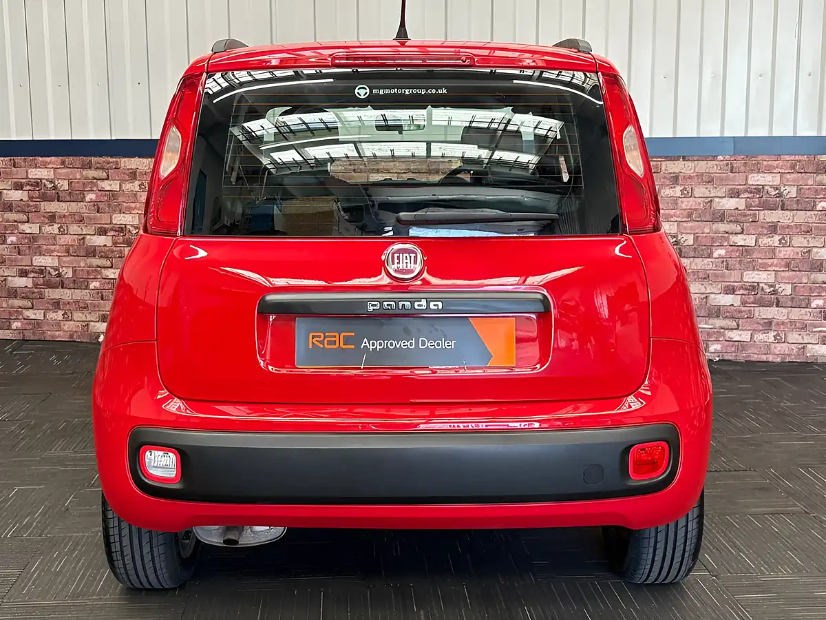 Used 2018 Fiat Panda Lounge Tango Red - Interior and Exterior details 17