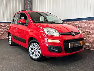 Used 2018 Fiat Panda Lounge Tango Red - Interior and Exterior details 4