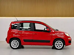 Used 2018 Fiat Panda Lounge Tango Red - Interior and Exterior details 13