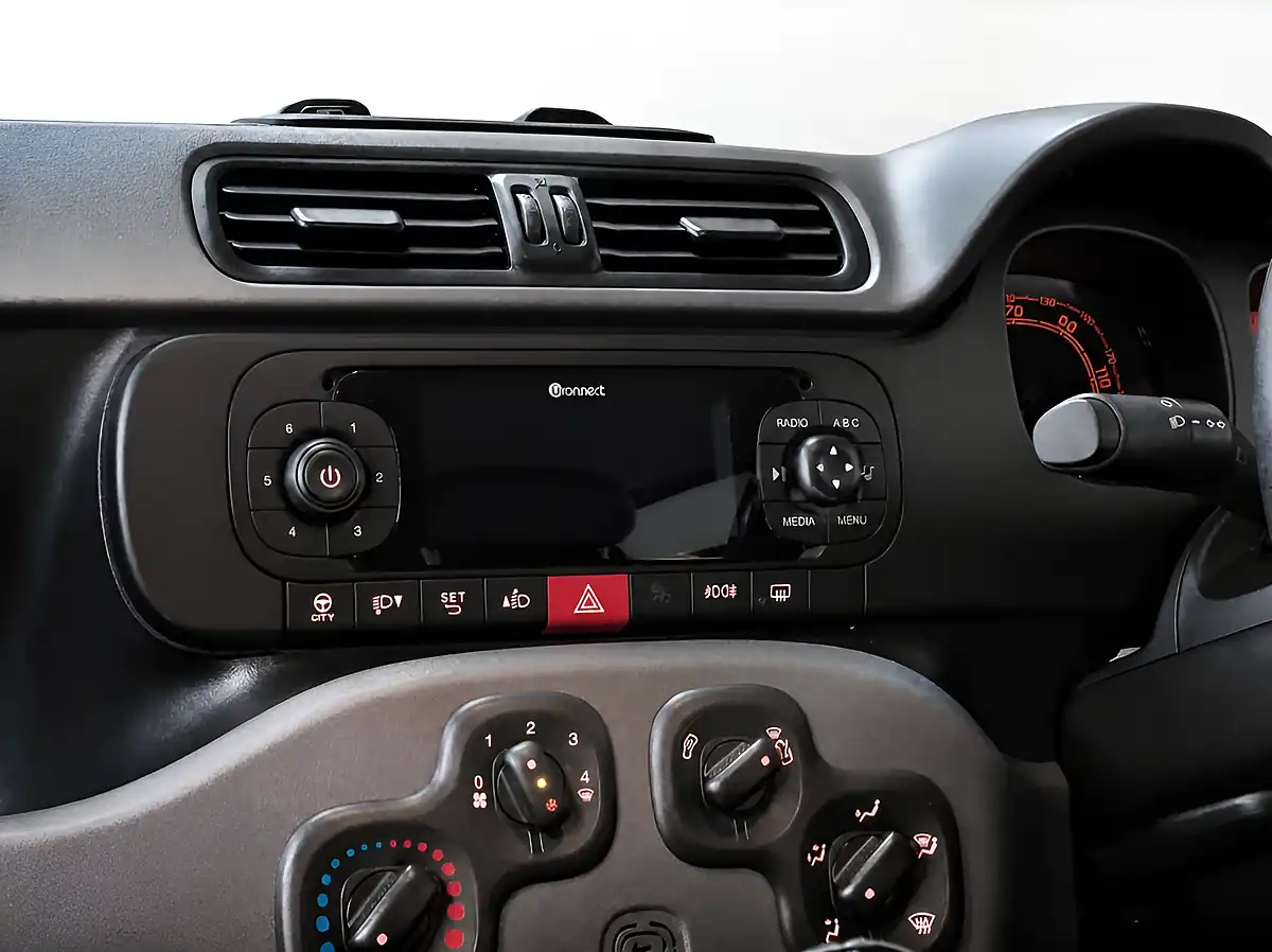 Used 2018 Fiat Panda Lounge Tango Red - Interior and Exterior details 4