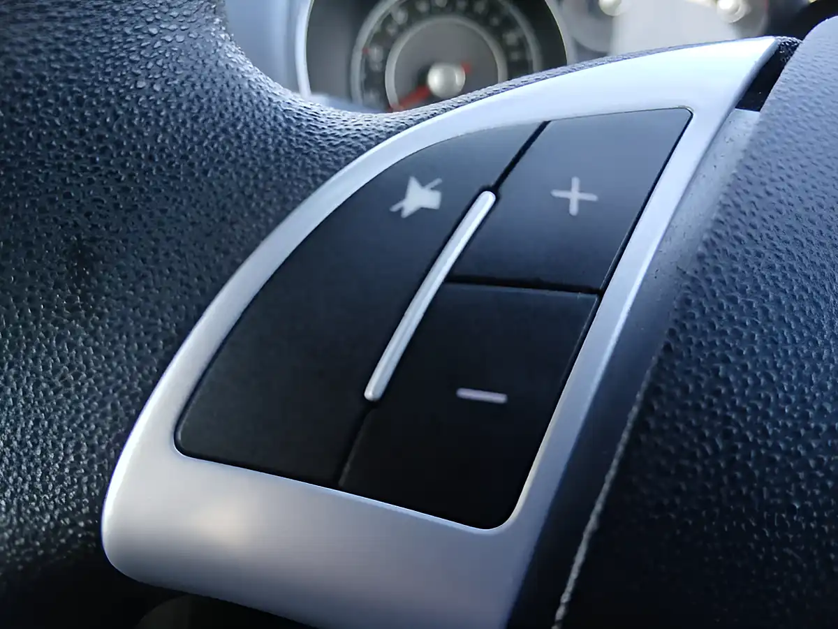Used 2018 Fiat Punto Pop + White - Interior and Exterior details 15