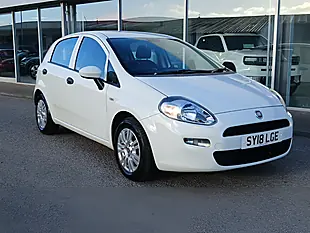 Used 2018 Fiat Punto Pop + White - Interior and Exterior details 5