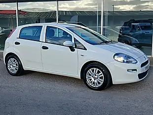 Used 2018 Fiat Punto Pop + White - Interior and Exterior details 6
