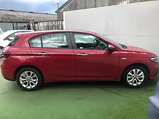 Used 2018 Fiat Tipo Easy+ Red - Interior and Exterior details 5