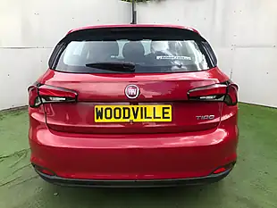 Used 2018 Fiat Tipo Easy+ Red - Interior and Exterior details 9