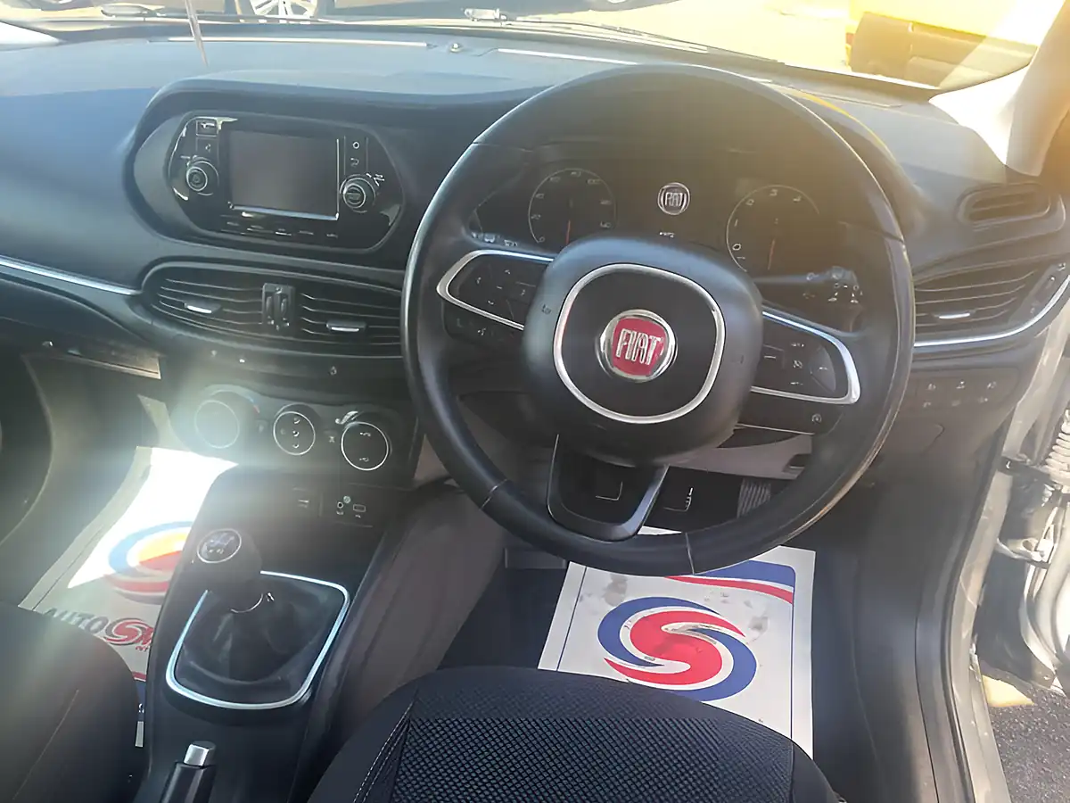 Used 2018 Fiat Tipo Lounge Grey - Interior and Exterior details 13