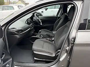 Used 2018 Fiat Tipo Lounge Grey - Interior and Exterior details 17