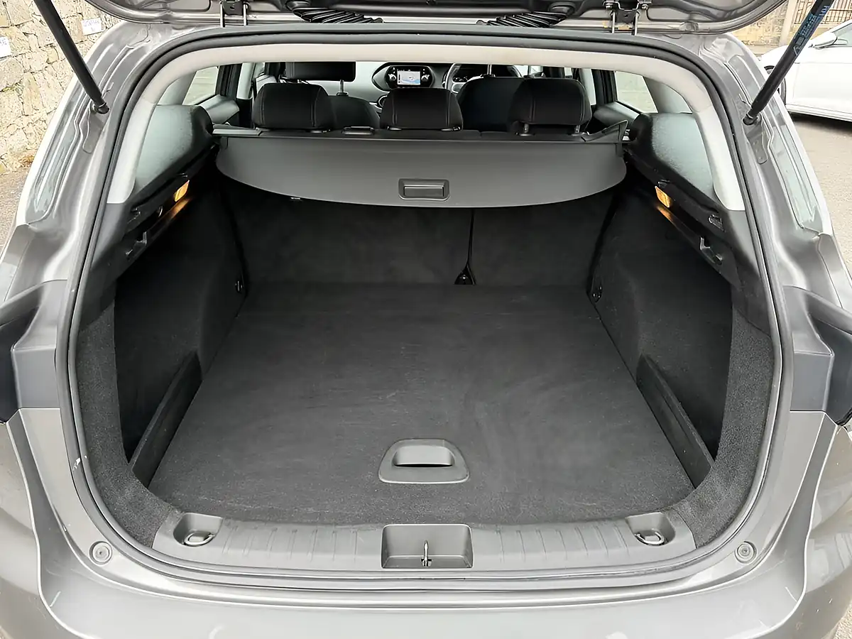 Used 2018 Fiat Tipo Lounge Grey - Interior and Exterior details 6