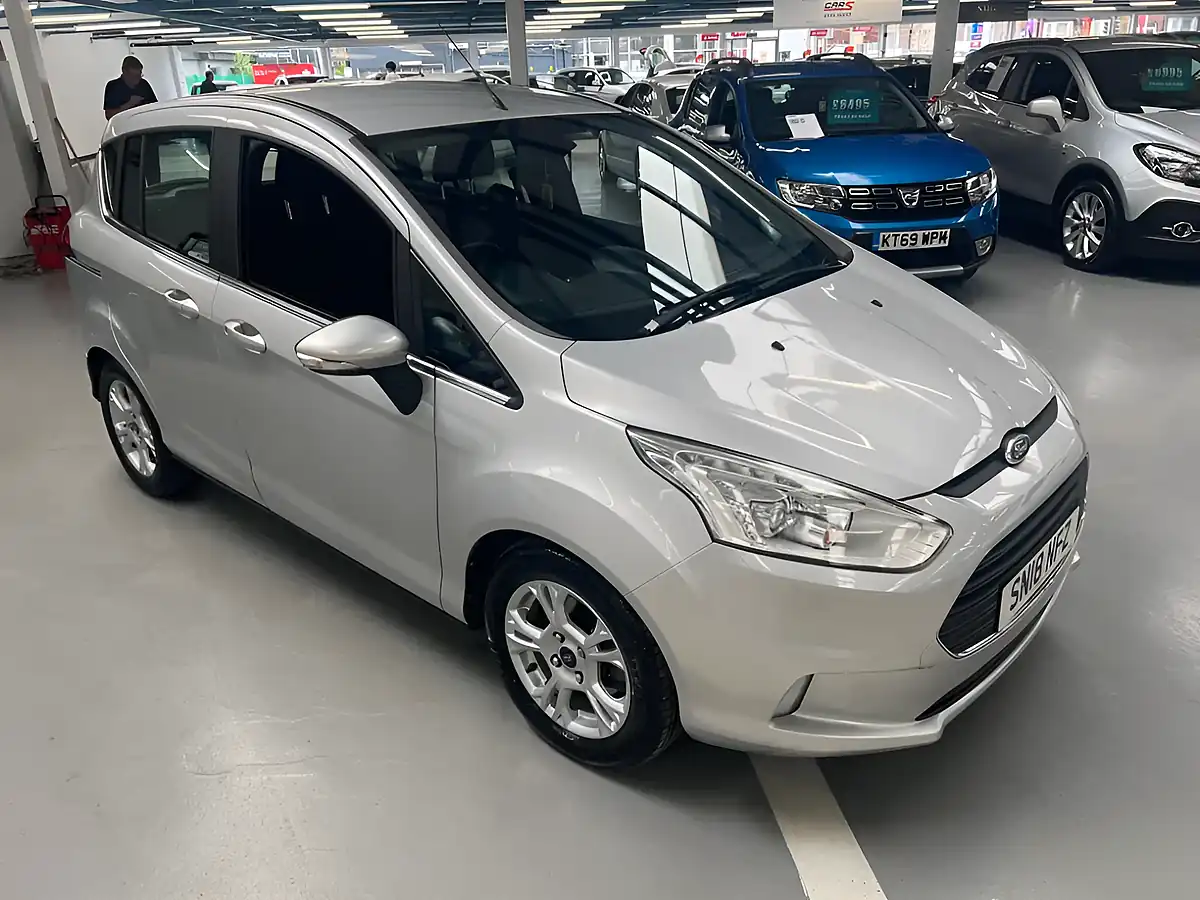 Used 2018 Ford B-Max Zetec Navigator Silver - Interior and Exterior details 2