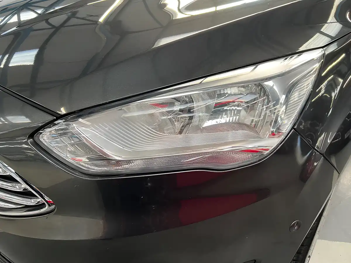 Used 2018 Ford C-Max Titanium Grey - Interior and Exterior details 17
