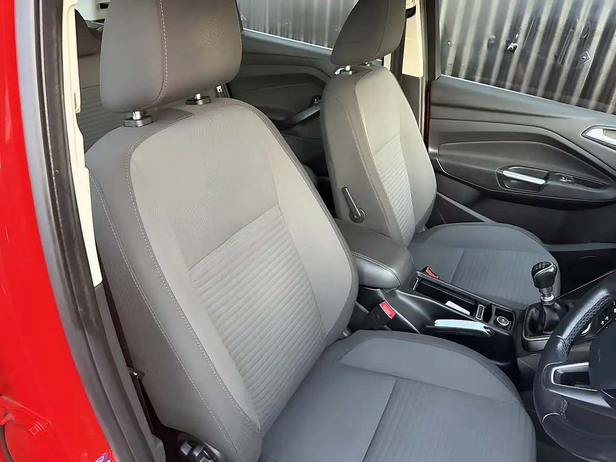 Used 2018 Ford C-Max Titanium Red - Interior and Exterior details 13