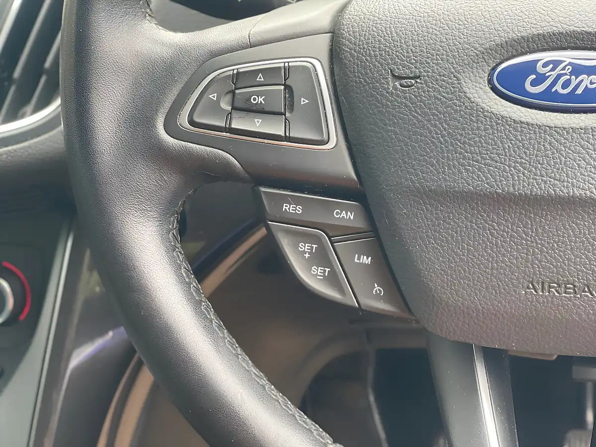 Used 2018 Ford C-Max Titanium Silver - Interior and Exterior details 15