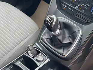 Used 2018 Ford C-Max Titanium Silver - Interior and Exterior details 16