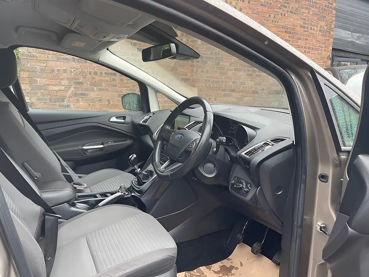 Used 2018 Ford C-Max Titanium Silver - Interior and Exterior details 7