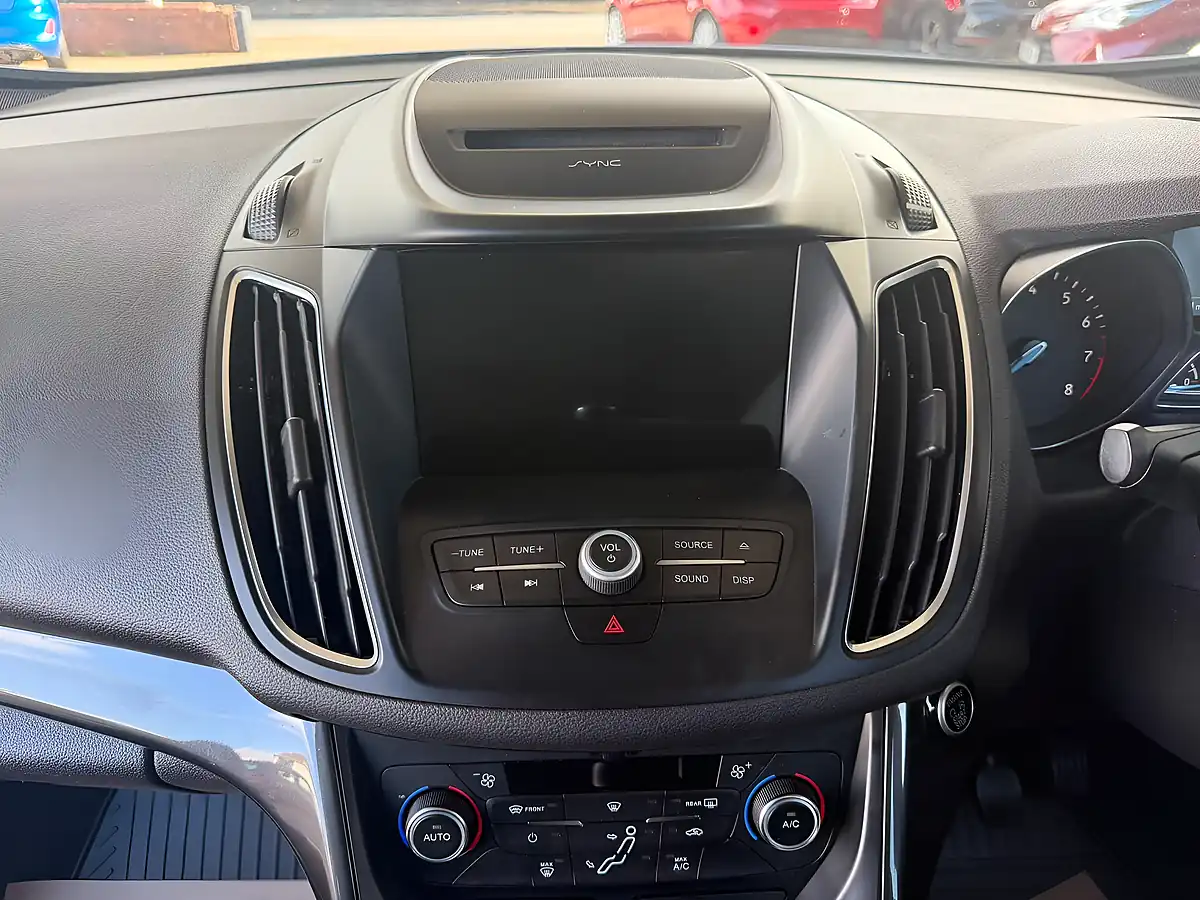 Used 2018 Ford C-Max Titanium Silver - Interior and Exterior details 12