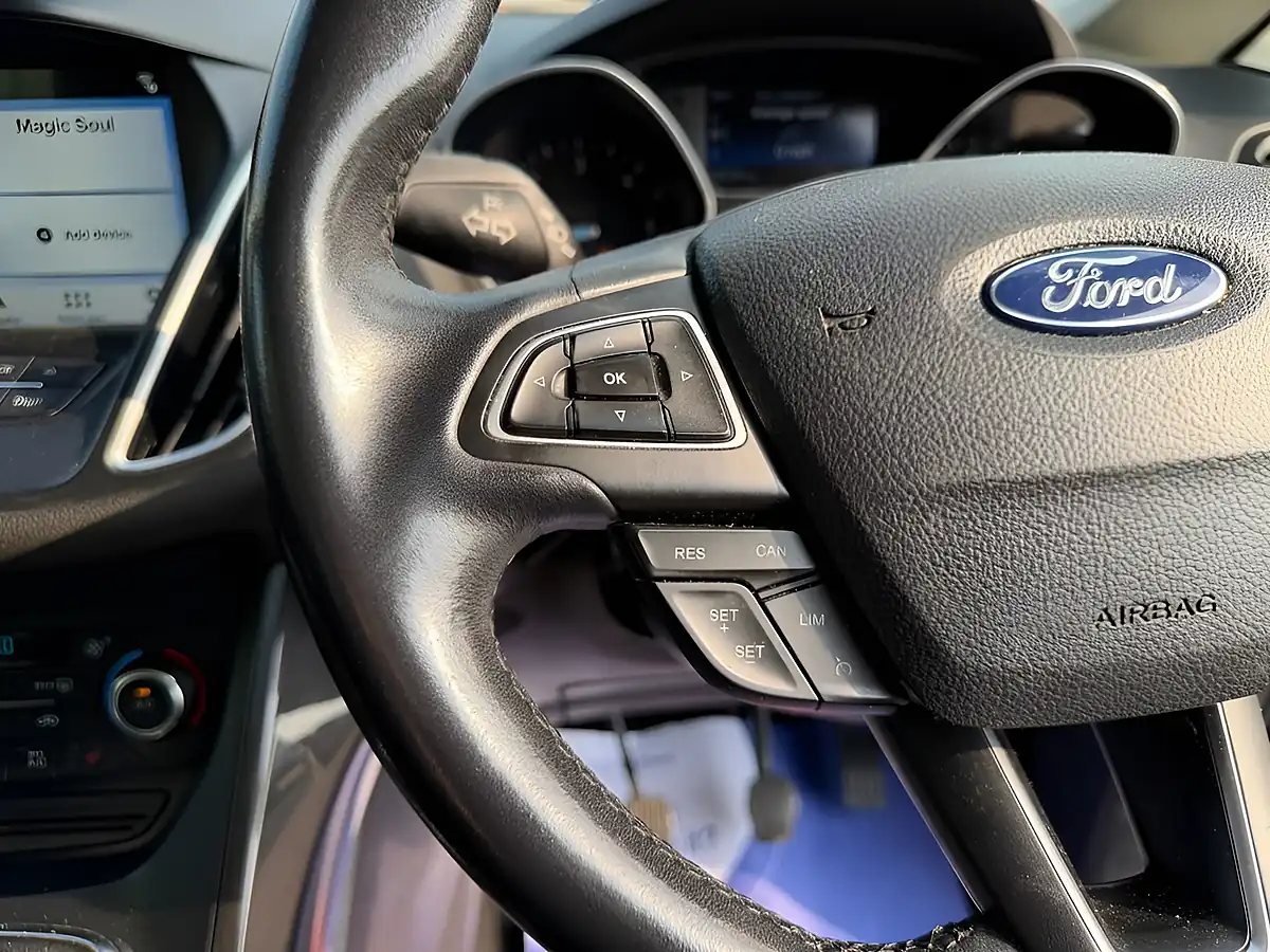 Used 2018 Ford C-Max Titanium X Blue - Interior and Exterior details 14
