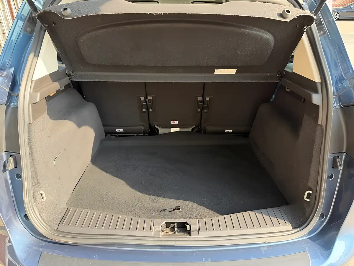 Used 2018 Ford C-Max Titanium X Blue - Interior and Exterior details 16