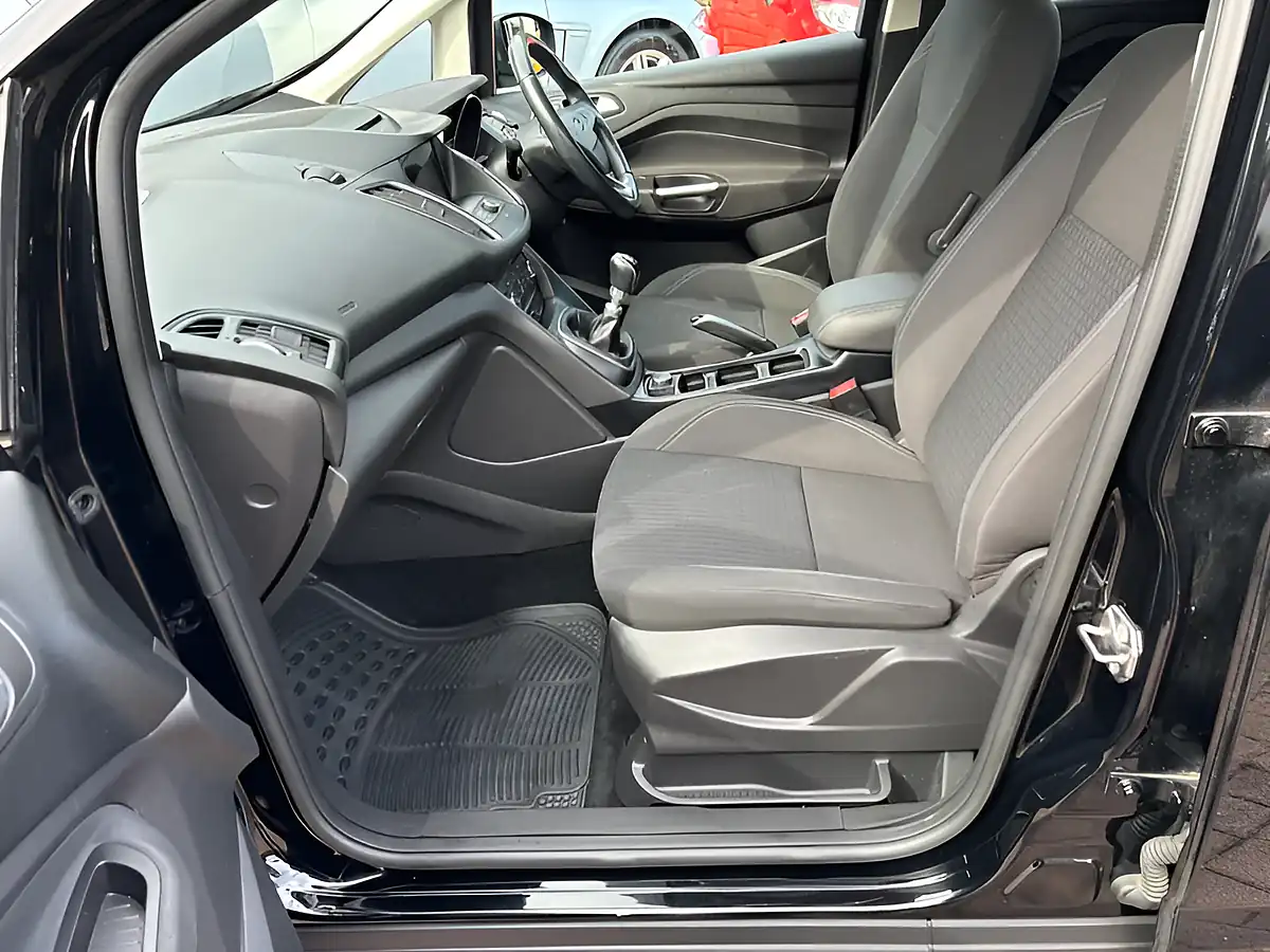Used 2018 Ford C-Max Zetec Black - Interior and Exterior details 12
