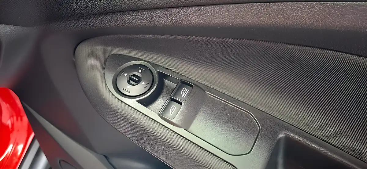 Used 2018 Ford C-Max Zetec Red - Interior and Exterior details 16