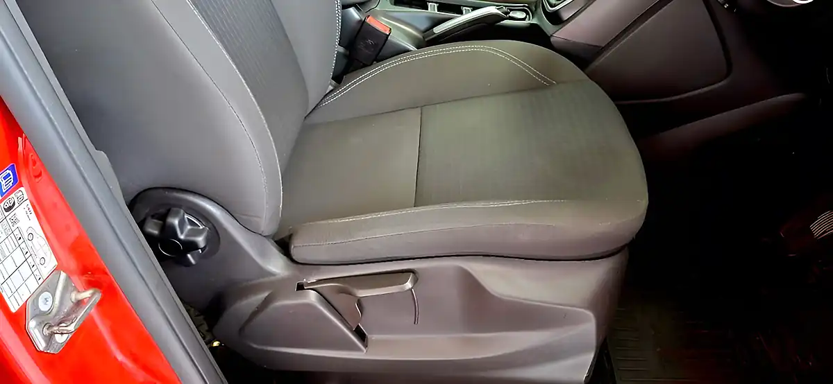 Used 2018 Ford C-Max Zetec Red - Interior and Exterior details 18