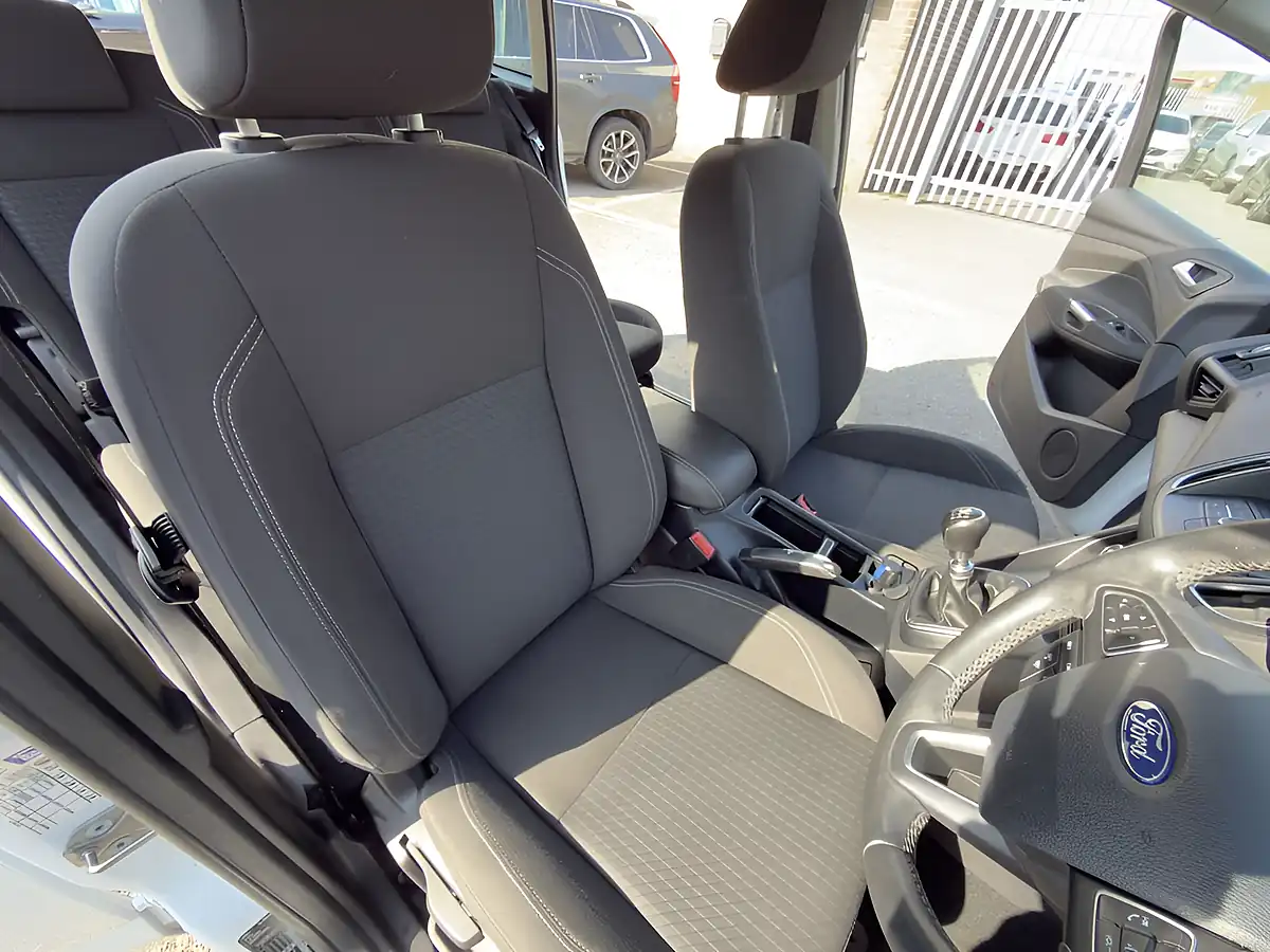 Used 2018 Ford C-Max Zetec White - Interior and Exterior details 14