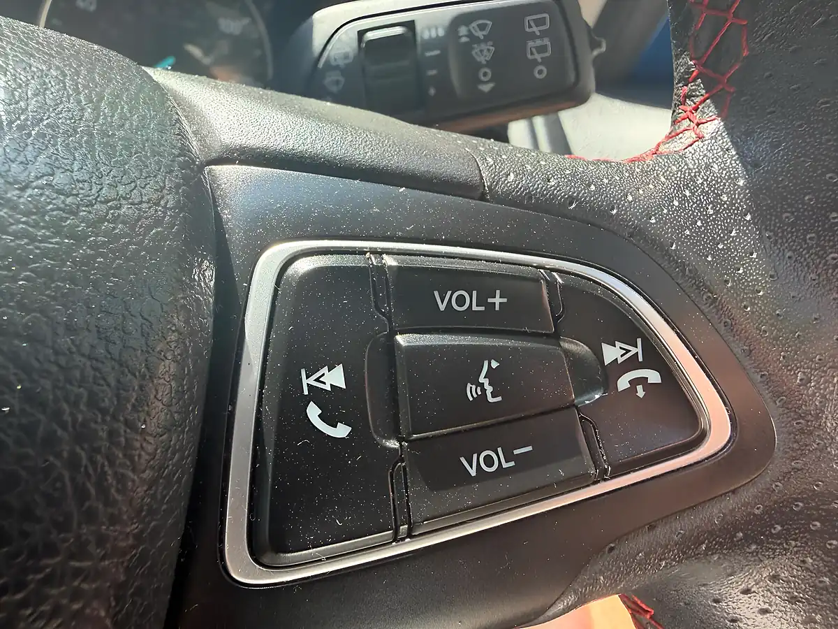 Used 2018 Ford Ecosport ST-Line Blue - Interior and Exterior details 13